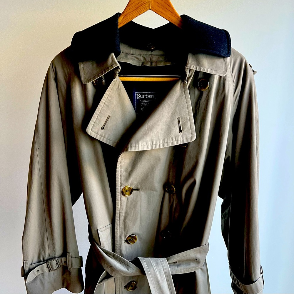 Vintage Burberry Trench Coat (Size 36 Short)